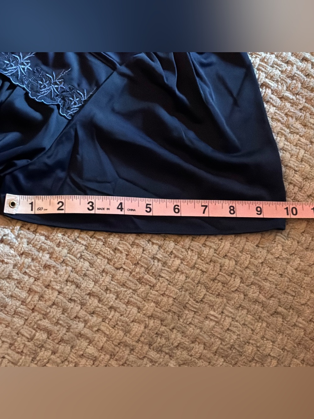 🌙✨🆕🏷️ Miss Elaine Essentials Nightgown PM Petite Medium Navy Embroidered - Picture 13 of 16